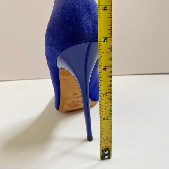 JIMMY CHOO BRIGHT BLUE SUEDE ANOUK POINTY TOE HEELS 120mm PUMPS - Picture 11 of 11